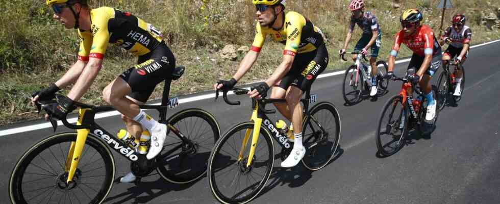 Van der Poel perd le maillot rose Dumoulin perd aussi