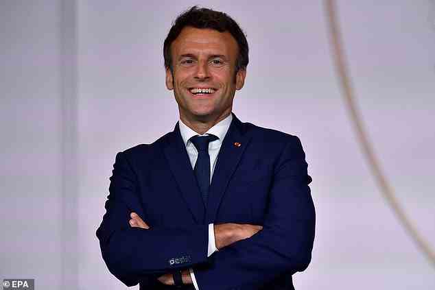 Le président français Emmanuel Macron a confirmé qu'il avait parlé à Mbappe de son avenir