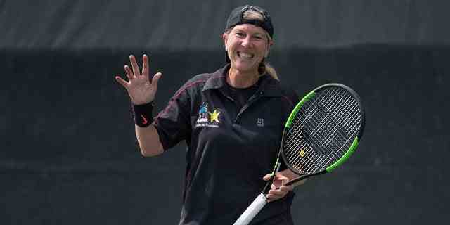 La joueuse de tennis Andrea Jaeger assiste à la 4e édition annuelle du JMTP Pro-Am dans les Hamptons le 25 août 2018 à Amagansett, New York.  