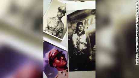 Charles McGee aviateur heros Tuskegee Airman honore lors de funerailles