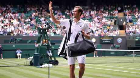 Interdit Medvedev nomme les favoris de Wimbledon — Sport