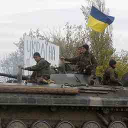 LUkraine compte dix mille soldats tues depuis le debut de