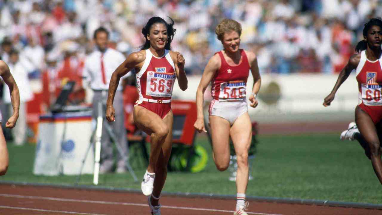 Florence Griffith Joyner lors des Jeux olympiques de 1988.