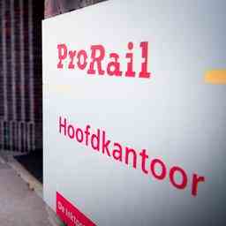 Le train Arriva Groningen a deraille en raison dun mauvais
