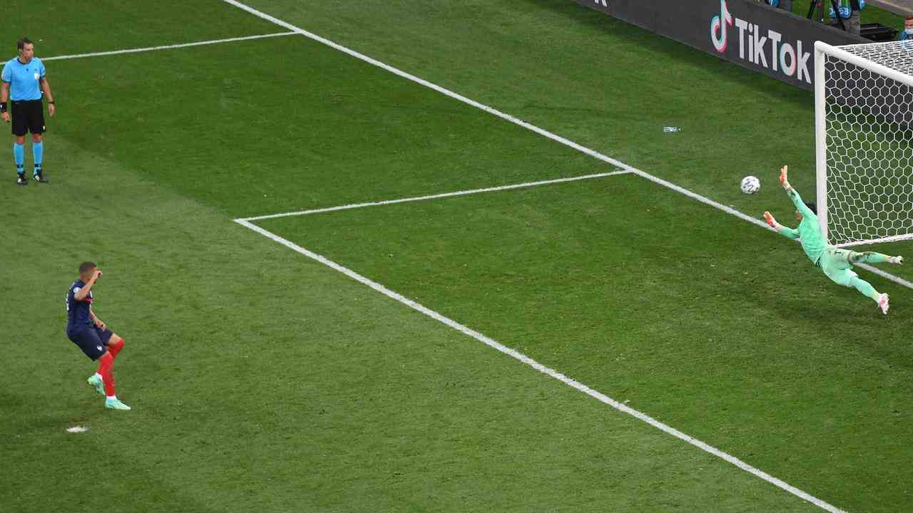 Kylian Mbappé a raté un penalty en huitième de finale face à la Suisse.
