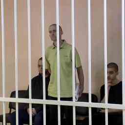 Prisonniers de guerre britanniques a Marioupol condamnes a mort par