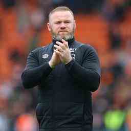 Rooney decide darreter en tant quentraineur du comte de Derby