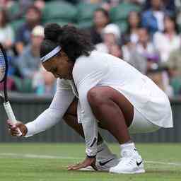 Serena Williams deja bloquee au premier tour a Wimbledon lors