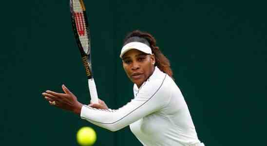 Wimbledon 2022 Serena Williams sentraine sur le court central