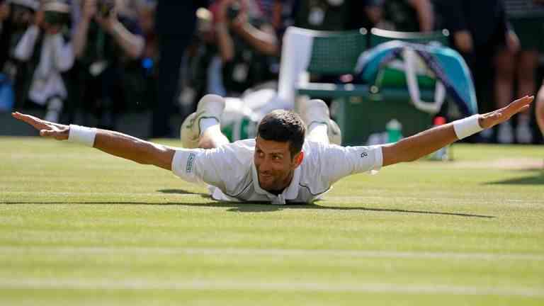 Djokovic prend son envol sur le court central après une autre victoire mémorable