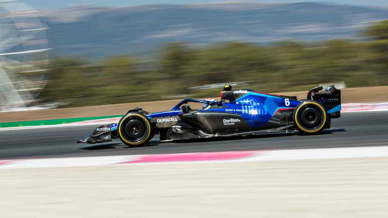 Nicholas Latifi conduit également la nouvelle Williams en France.