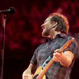 Concert Pearl Jam a Amsterdam continue apres des problemes de