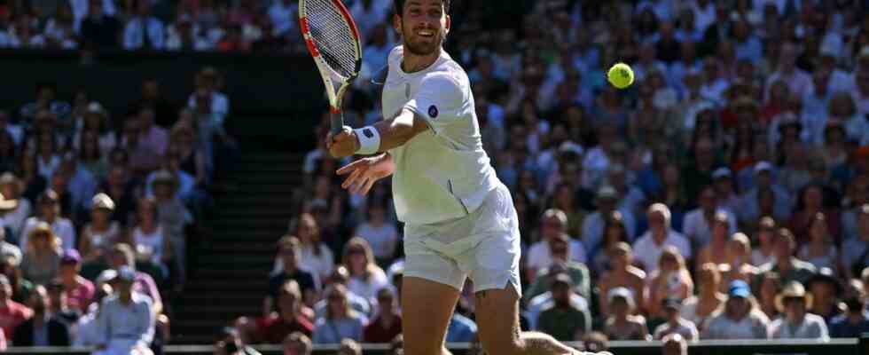 Djokovic atteint la finale de Wimbledon pour la huitieme fois