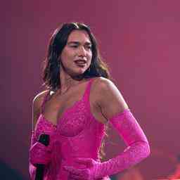 Dua Lipa choquee davoir declenche des feux dartifice lors de