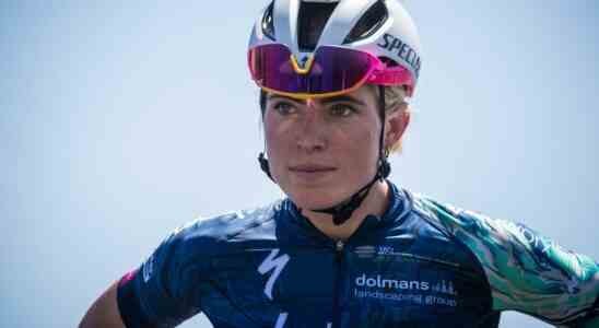 Feu dartifice en route dans le Tour de France Femmes