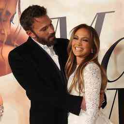 Jennifer Lopez et Ben Affleck semblent se marier a Las