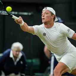 La sensation du tennis Tim van Rijthoven attire de