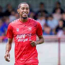 Le FC Twente enregistre Brenet plus longtemps Lun des