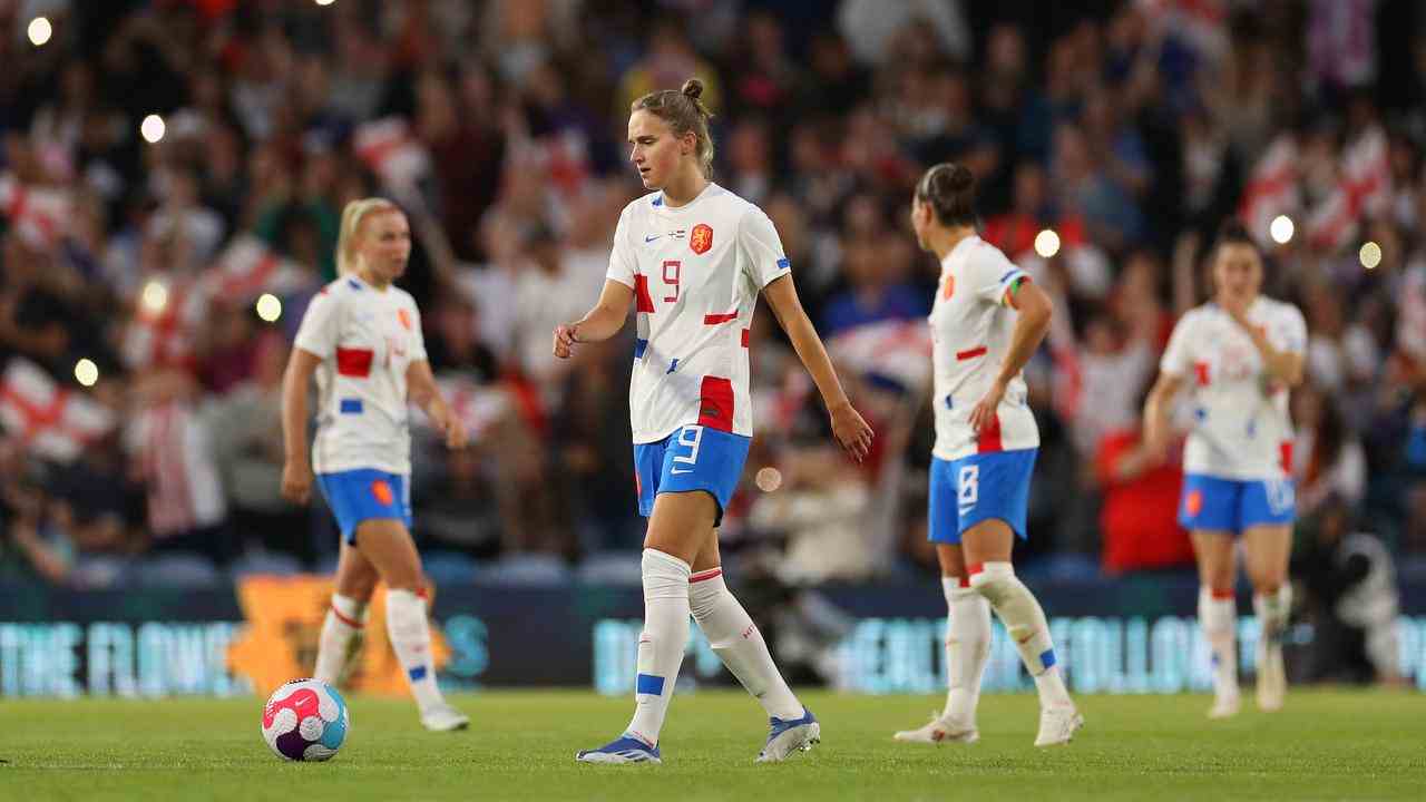 Les Orange Women ont été battues 5-1 par l'Angleterre de Sarina Wiegman il y a deux semaines.