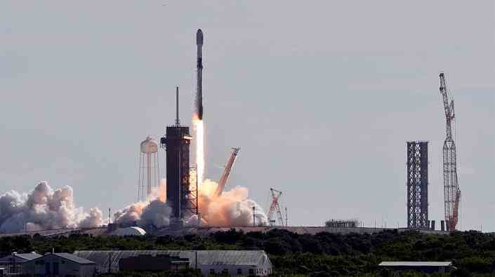 SpaceX maintient un rythme de lancement record avec le lancement