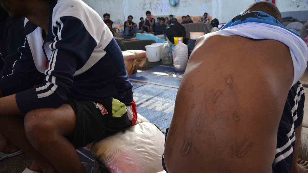 Situations dégradantes dans les centres de détention en Libye.