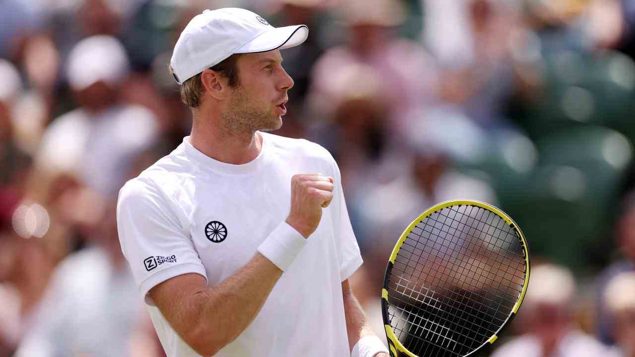 Botic van de Zandschulp est au quatrième tour de Wimbledon pour la première fois.