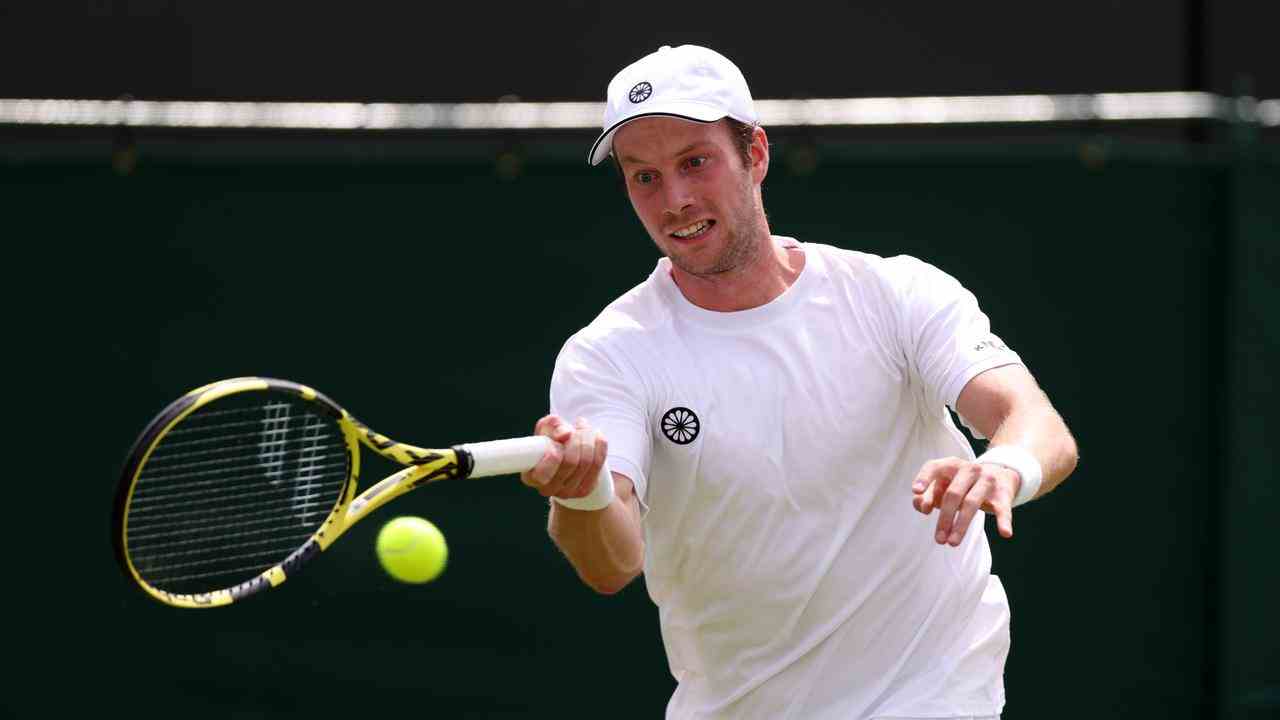 Botic van de Zandschulp est au quatrième tour de Wimbledon pour la première fois.