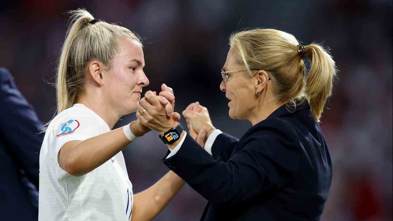 Sarina Wiegman ne s'attendait pas à ce que l'Angleterre mène 6-0 contre la Norvège à mi-parcours.