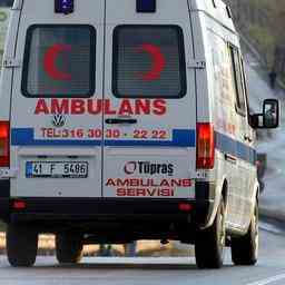 Cinq morts parmi les ambulances et les pompiers dans lassistance