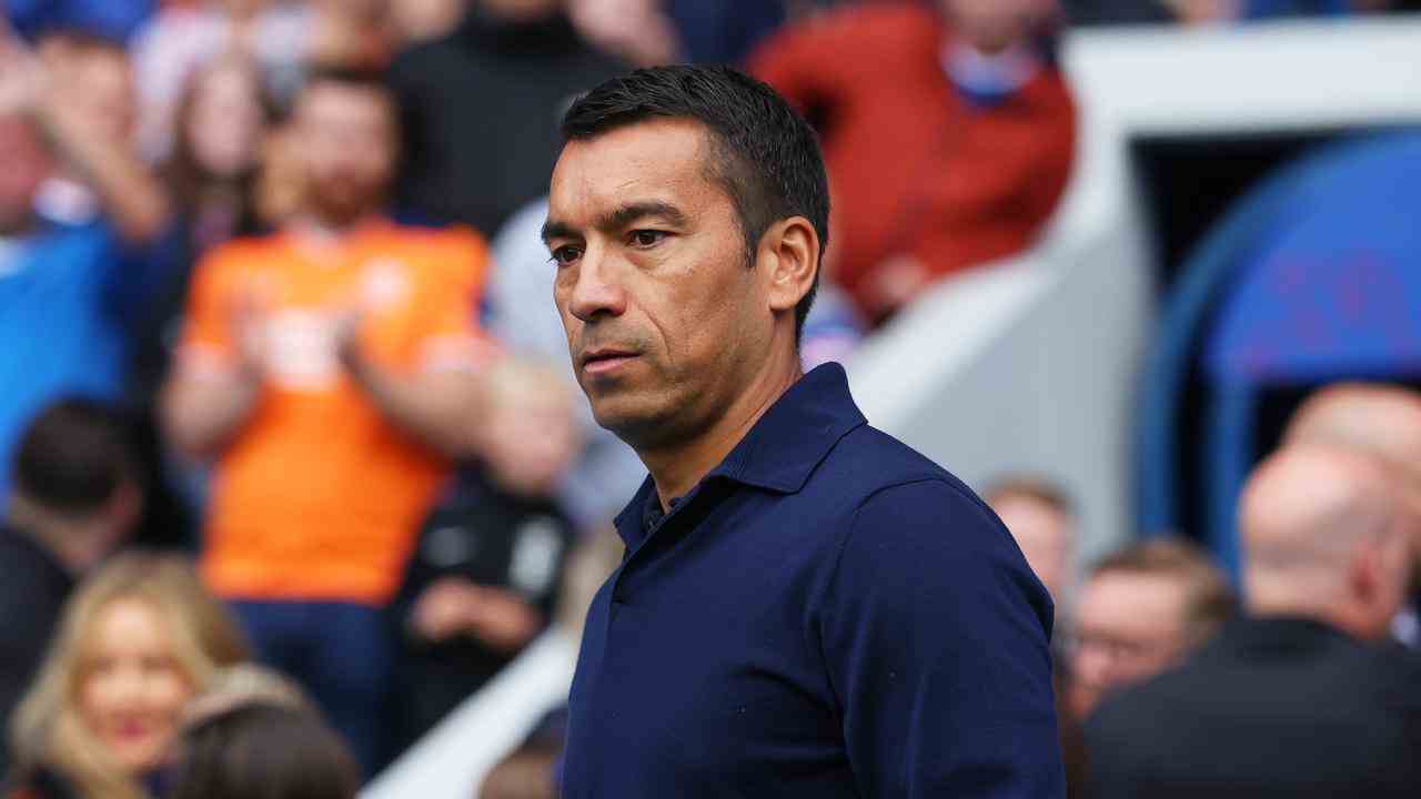 Giovanni van Bronckhorst a participé à la Ligue des champions en tant qu'entraîneur de Feyenoord lors de la saison 2017/2018.