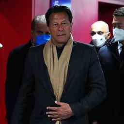 Lex Premier ministre pakistanais Khan inculpe dans une lutte de pouvoir
