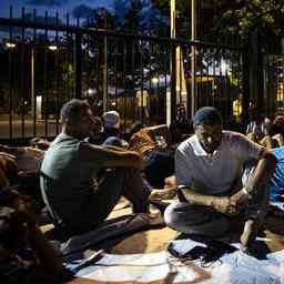 Pas assez de place pour les demandeurs dasile car les