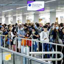 Schiphol realise des benefices malgre le chaos du a la