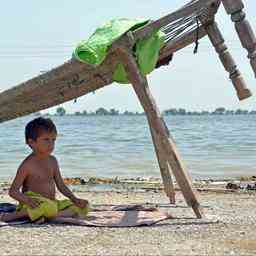 34 millions denfants pakistanais ont besoin daide apres les inondations