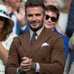 David Beckham fait la queue pendant plus de treize heures