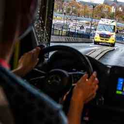 Garcon a Meelfabriek percute par un bus A PRESENT