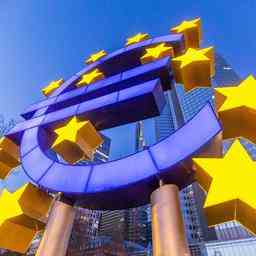 La BCE combat linflation avec la plus forte hausse de