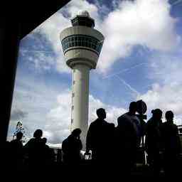 Le nombre de voyageurs a Schiphol se rapproche de lancienne