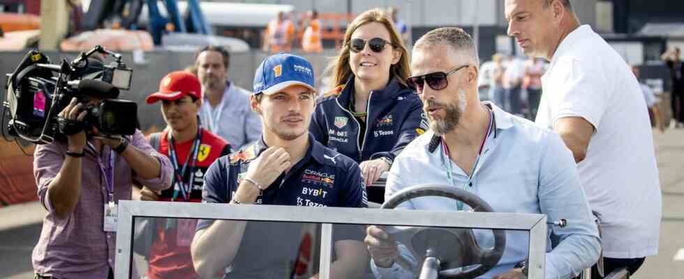 Les pilotes se preparent pour le Grand Prix des Pays Bas