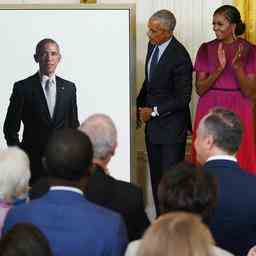Les portraits de Michelle et Barack Obama enfin devoiles a