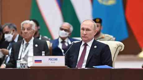 Poutine fait une suggestion sportive pour un bloc regional majeur