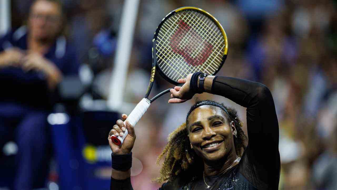 Serena Williams célèbre sa victoire.