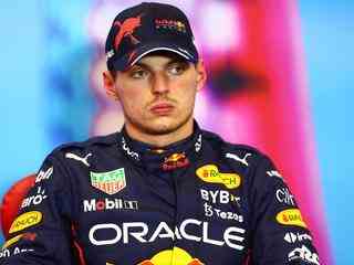 Mindere kwalificatie kon Verstappen weinig schelen na overlijden Red Bull-baas