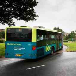 Goutez avec le petit bus de la ville prolonge par