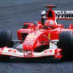 1668015311 Ferrari de Michael Schumacher rapporte pres de 14 millions deuros