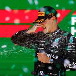 Russell en larmes apres sa premiere victoire en Formule 1