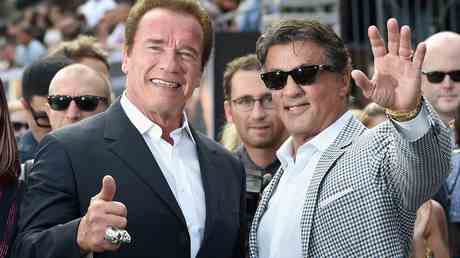 Schwarzenegger admet avoir trompe Stallone — Culture