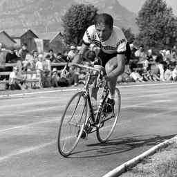 Adorni ancien vainqueur du Giro dItalia decede a lage de