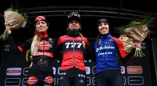 Le coureur de cyclocross Van Alphen bat Betsema et remporte