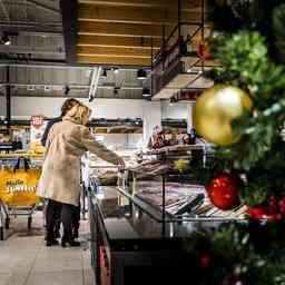 Noel entraine un chiffre daffaires record dans les supermarches